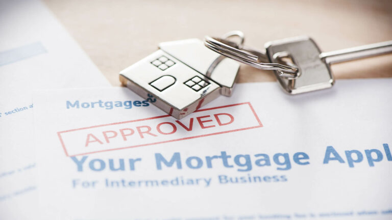 Apply for a Mortgage and Buying a House